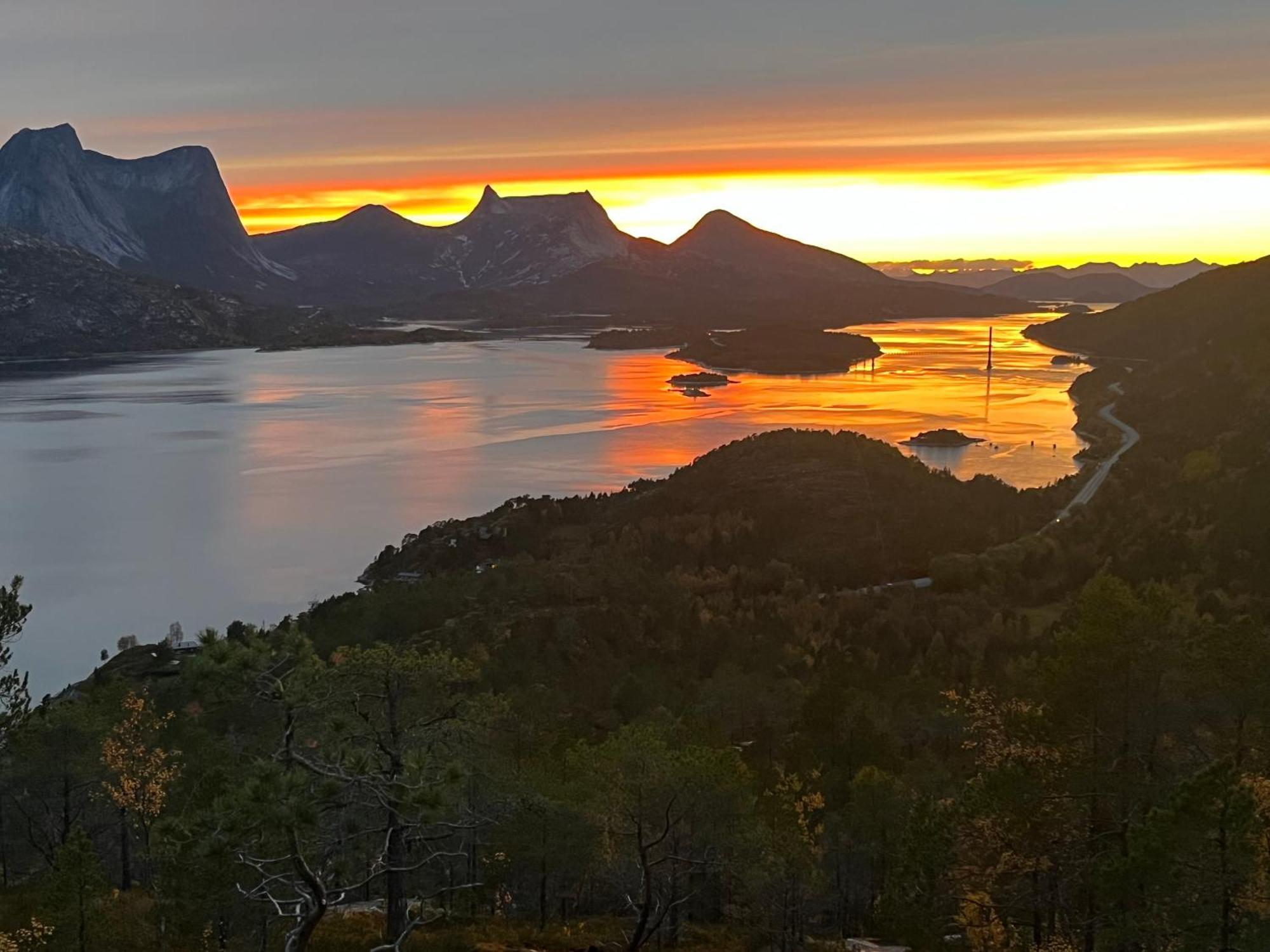 Efjord And Stetind Resort - Cabin Kobbernestinden Ballangen ภายนอก รูปภาพ