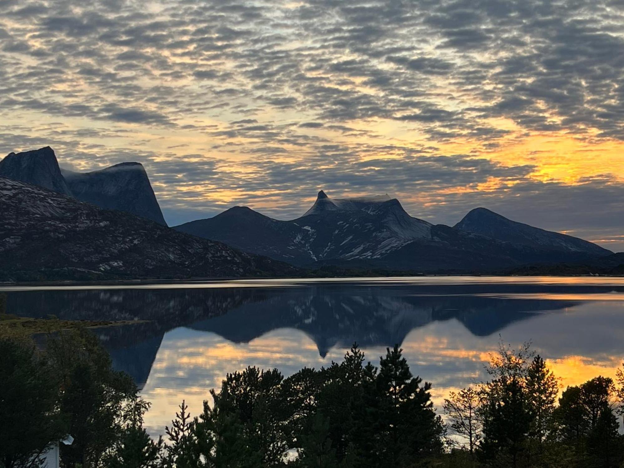 Efjord And Stetind Resort - Cabin Kobbernestinden Ballangen ภายนอก รูปภาพ